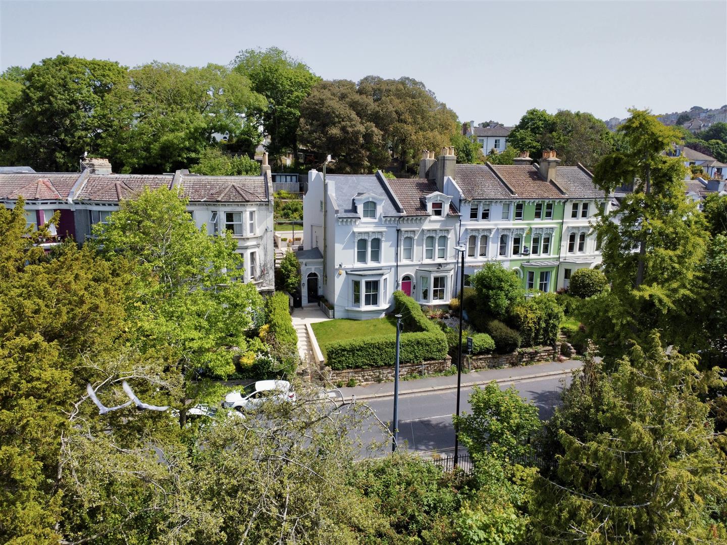 5 bed property in St Helens Road, Hastings
